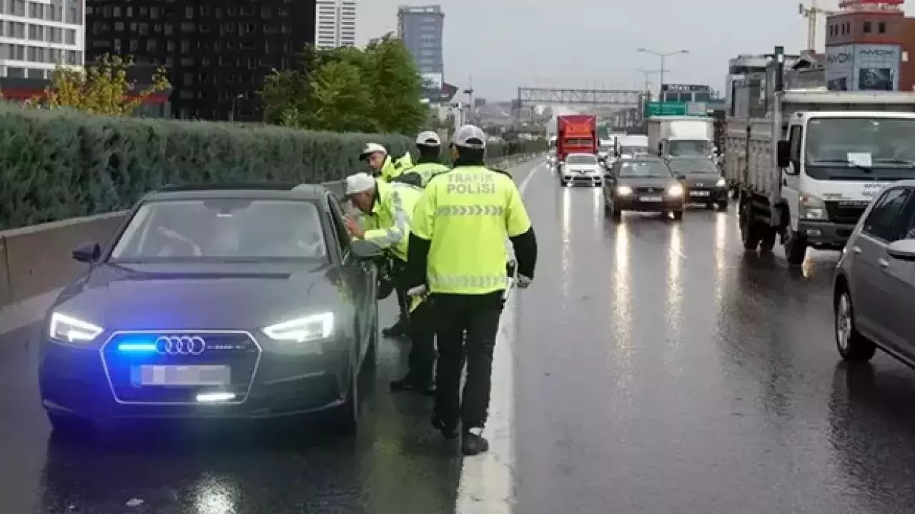 Aracına usulsüz çakar taktıranlar psikiyatriye sevk edilecek