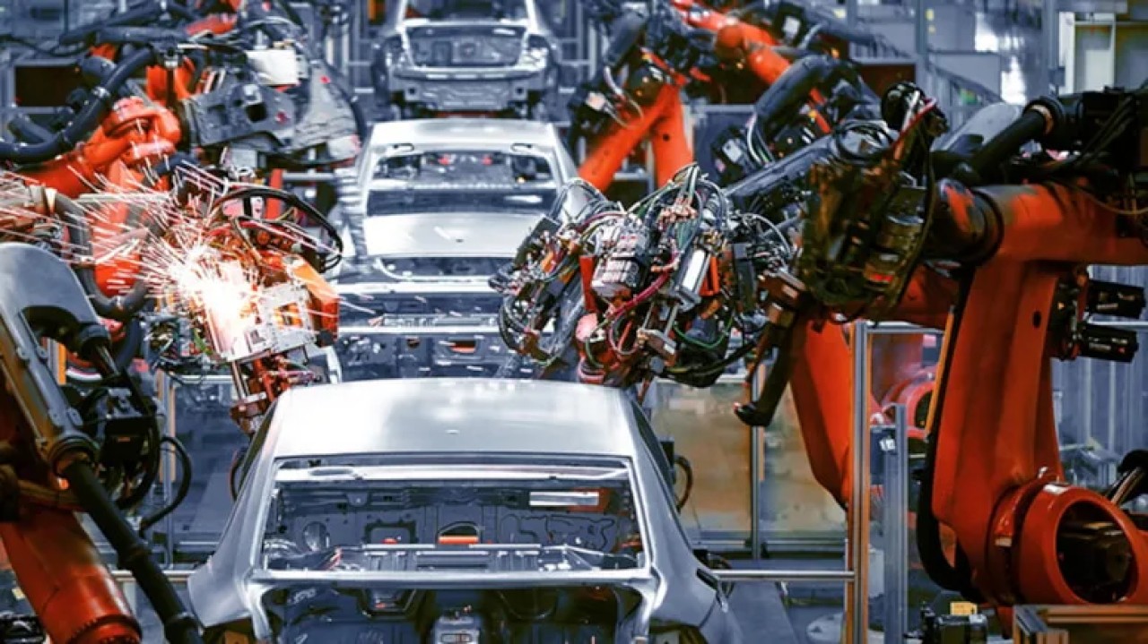 Japon devi binlerce aracını geri çağıracak!