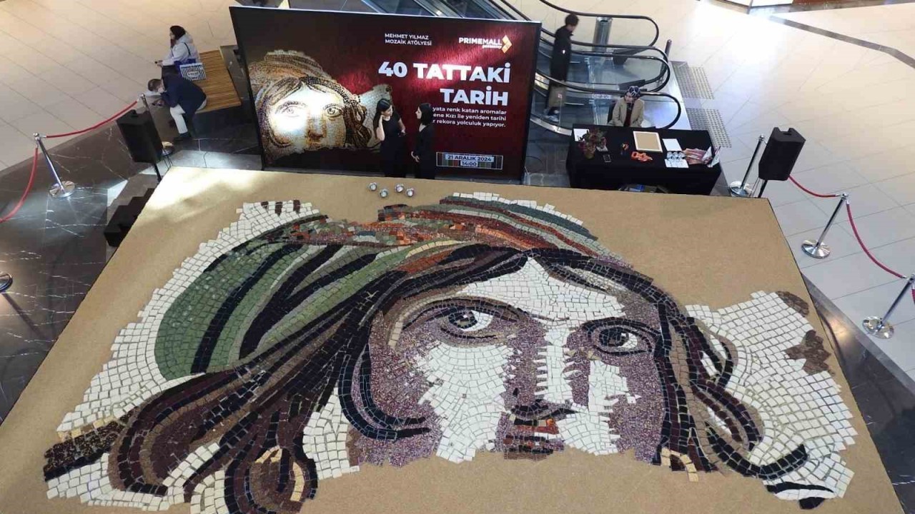 Gaziantep’te Çifte Dünya Rekoru: "40 Tattaki Tarih" Projesi!