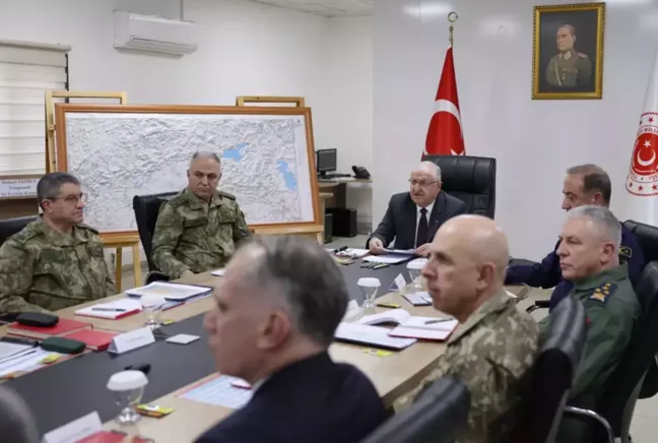 Suriye sınırında kritik toplantı: Masadan çıkan mesaj çok net