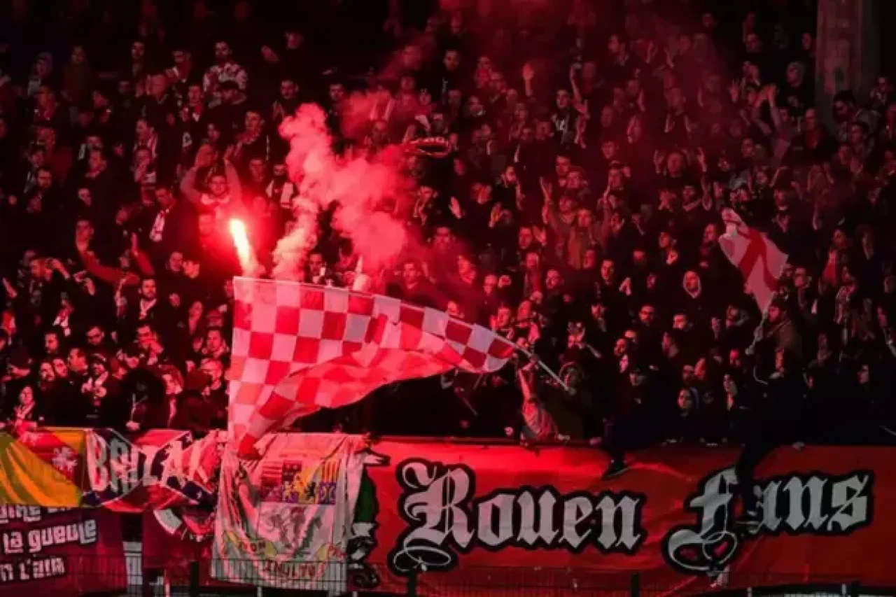 Türk iş adamı Fransa'nın köklü kulübünü satın aldı!