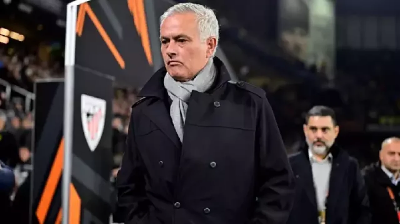 Fenerbahçe'de Mourinho krizi: Futbolculardan şikayet yağmuru