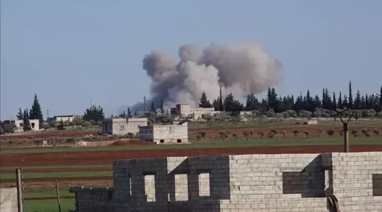 PKK/YPG'li kişiler bölgeyi teslim edip,  Halep'ten ABD araçlarıyla kaçtılar