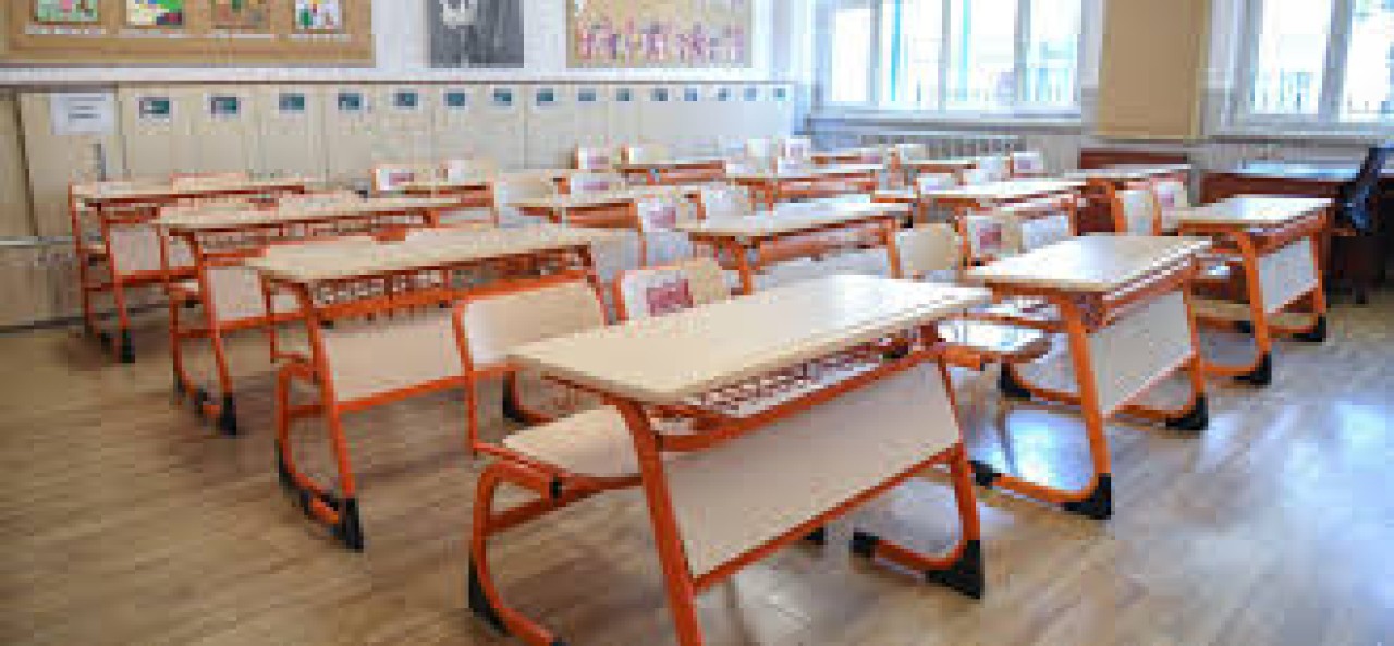 İzmir’de sınıf öğretmeni istismar iddiasıyla tutuklandı