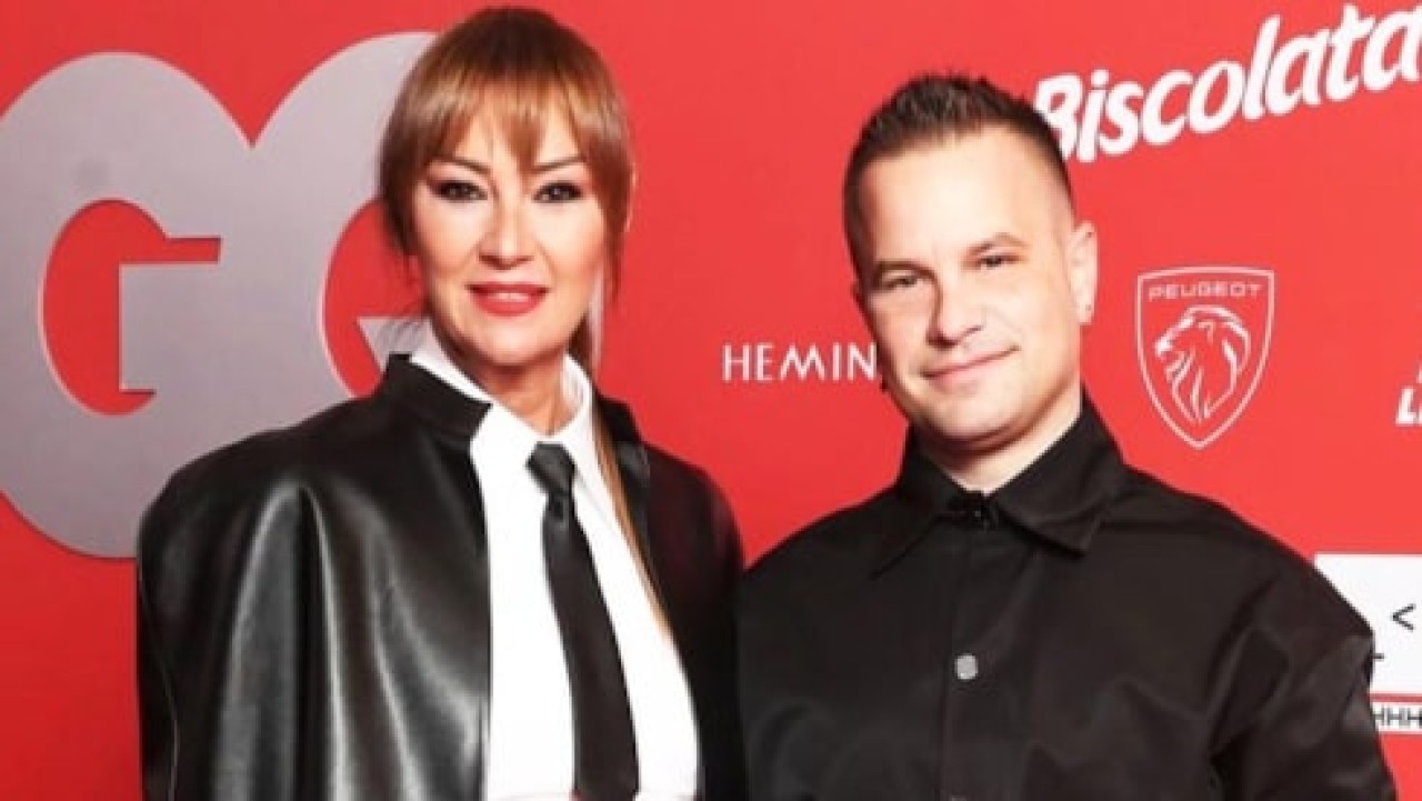 Kameralar önünde eşini azarlayan Pınar Altuğ'dan açıklama