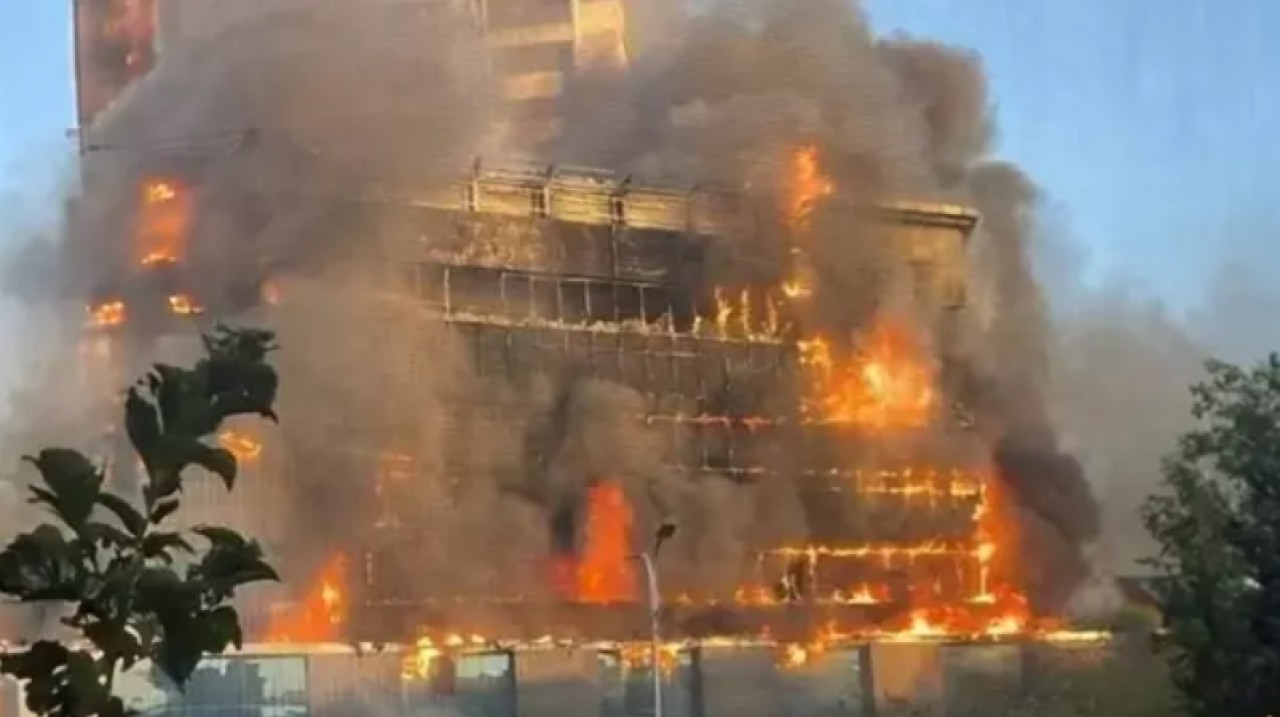 İsrail,  Esad rejiminin boşalttığı askeri üssü vurdu