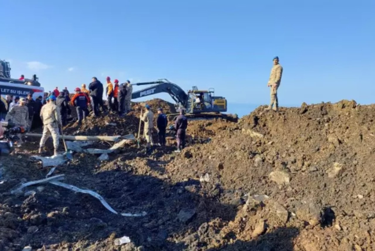 Artvin'de meydana gelen heyelanda 4 kişi hayatını kaybetti
