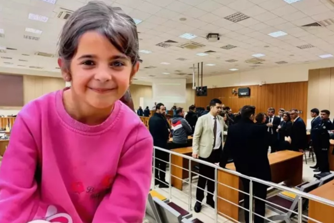 Mahkemede olay itiraf: 'Narin'i bulmak için jandarmayla birlikte üfürükçüye gittik'