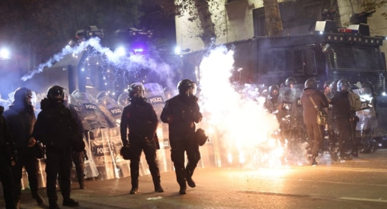 Gürcistan’da sokak gösterileri devam ediyor,  298 kişi gözaltına alındı