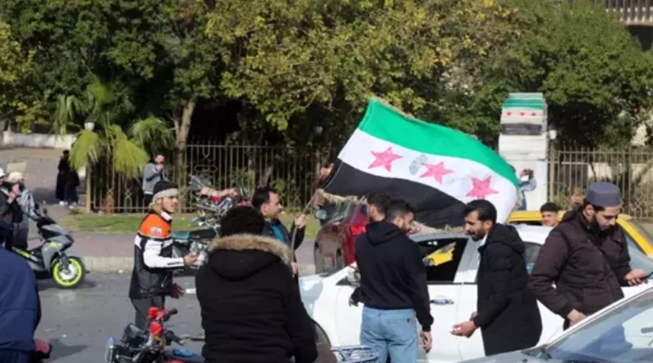 Şam'da sokağa çıkma yasağı kaldırıldı! "İşlerinize dönün" çağrısı
