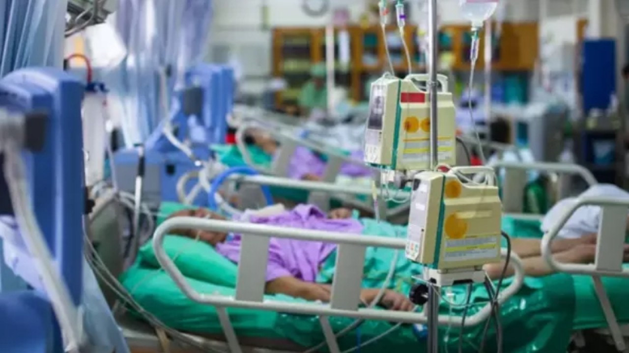 Alkolden hayatını kaybedenlerin sayısı 22'ye yükseldi