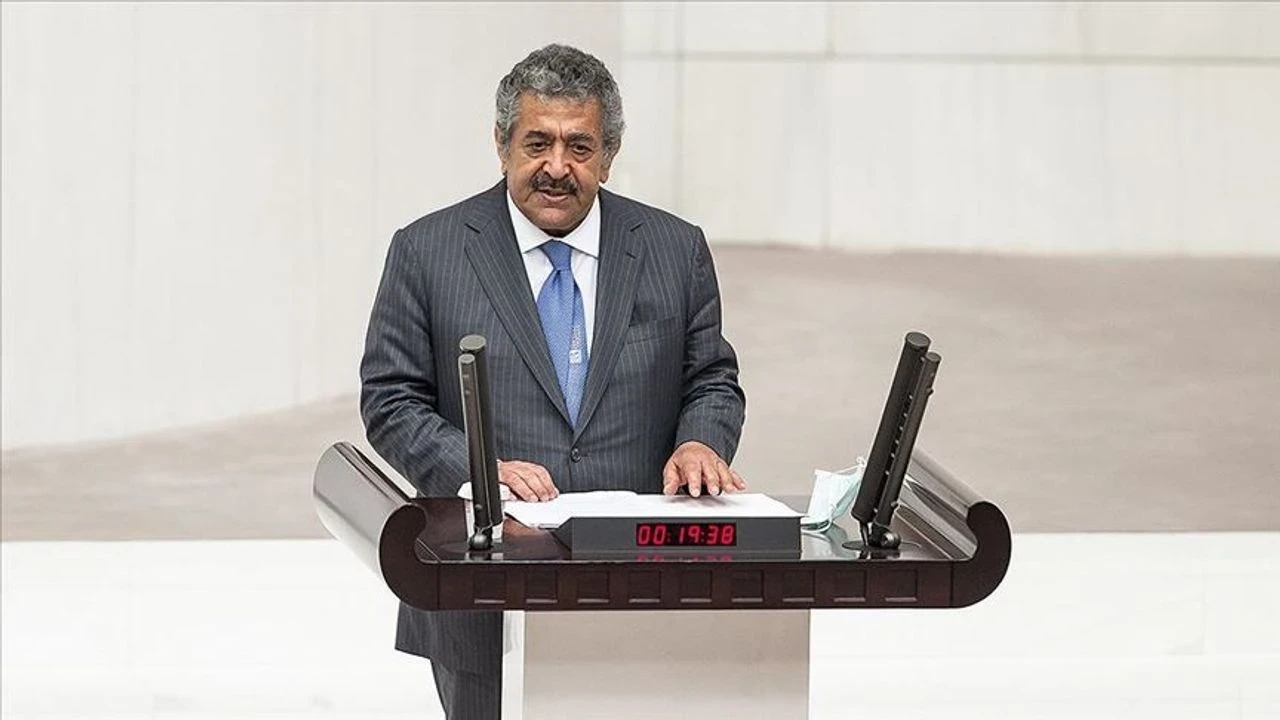 Feti Yıldız: "Yamalı bohçaya dönmüş Anayasa’yı da hep birlikte değiştirelim"