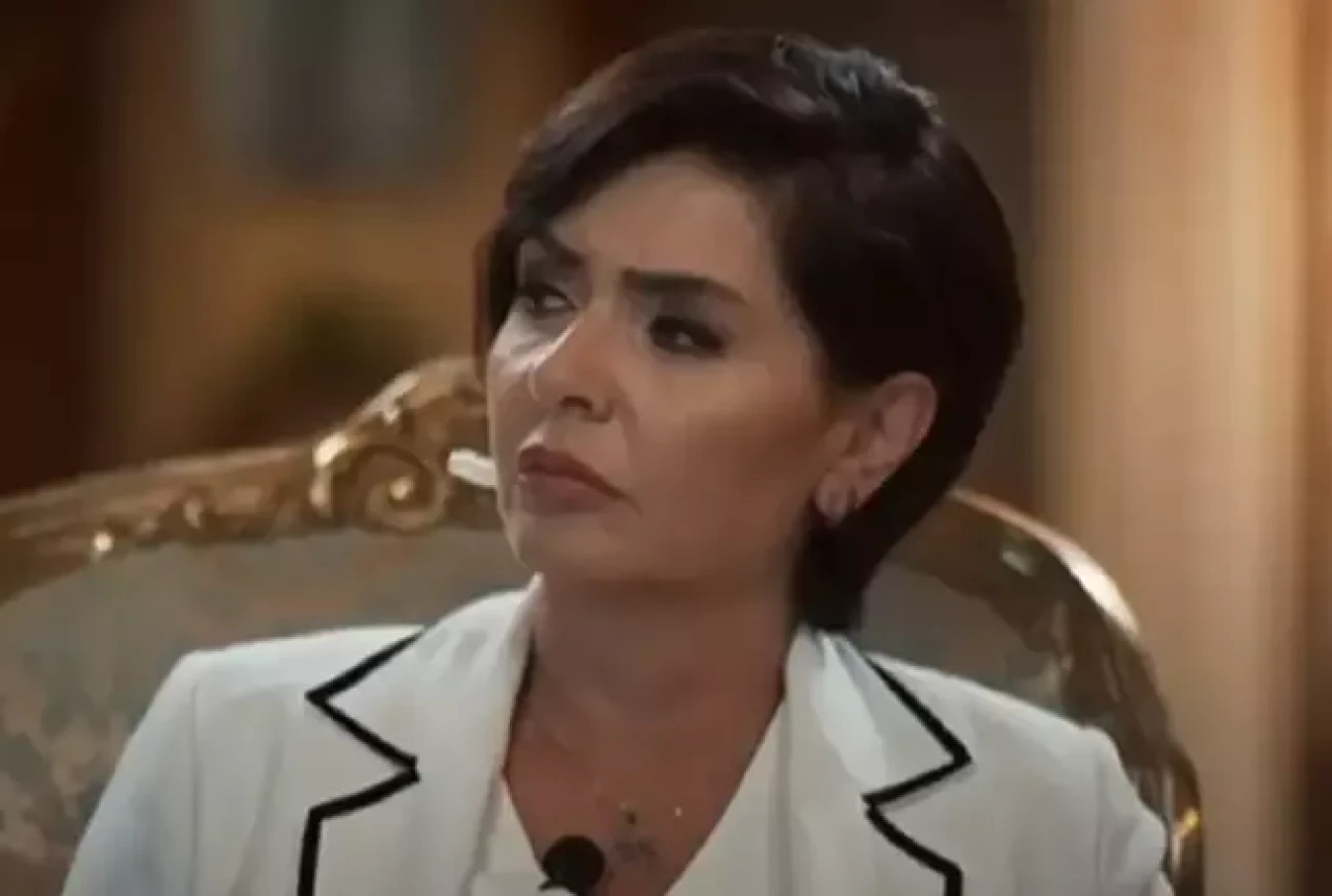 TSK'ya yönelik sözleri nedeniyle Özlem Gürses gözaltına alındı!