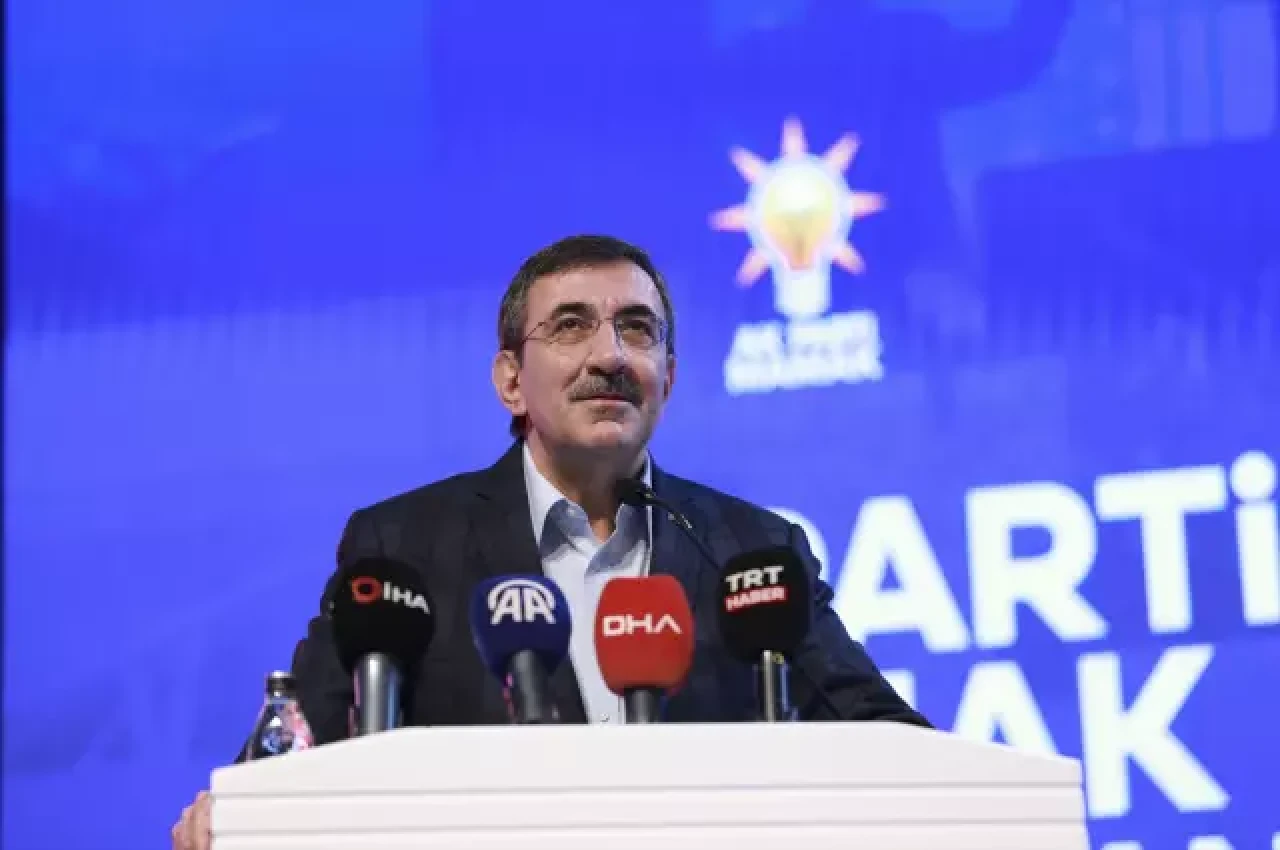 Cevdet Yılmaz'dan Suriye mesajı: "Milli bekamıza yönelik yapılara müsamaha göstermeyiz"