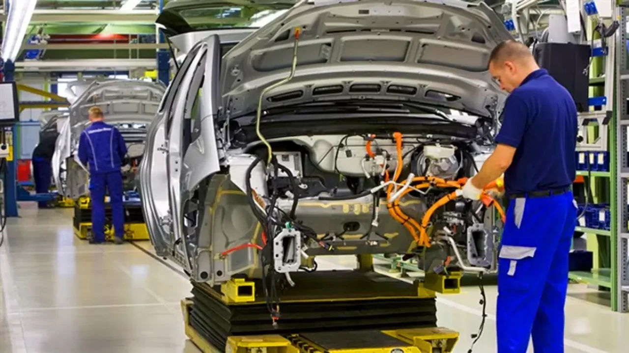 Ünlü otomotiv firması Türkiye'ye gelmekten vazgeçti