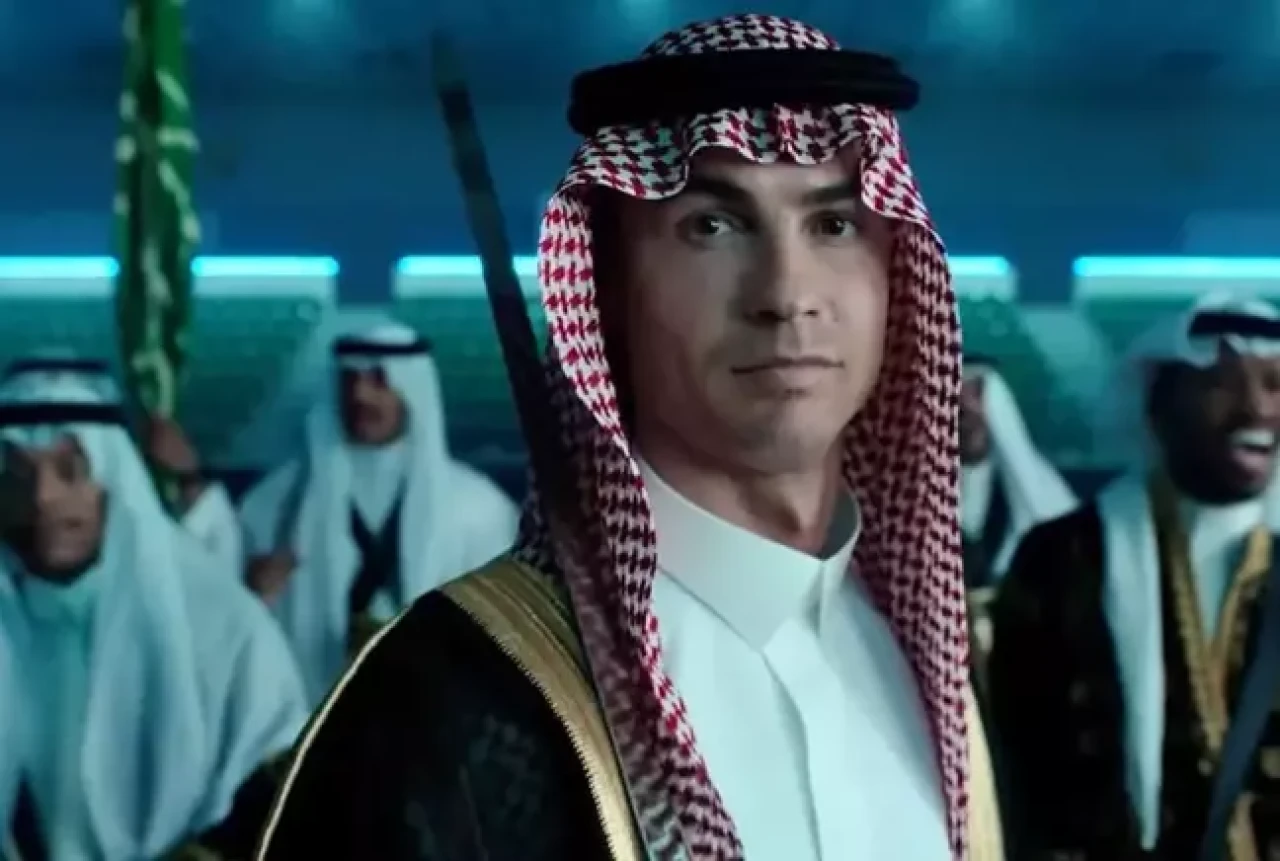 Cristiano Ronaldo,  Casemiro’yu Al-Nassr’a çağırıyor!