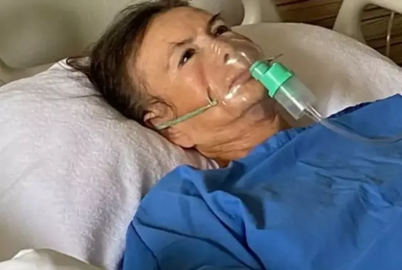 Usta oyuncu Filiz Akın'ın sağlık durumu ciddi!