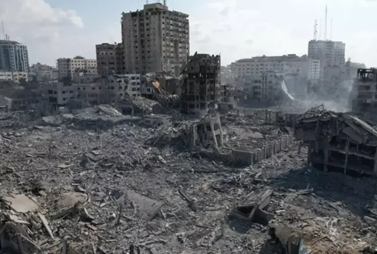 Gazze'de ateşkes sonrası en kaz altından yüzlerce ölü çıkarıldı!