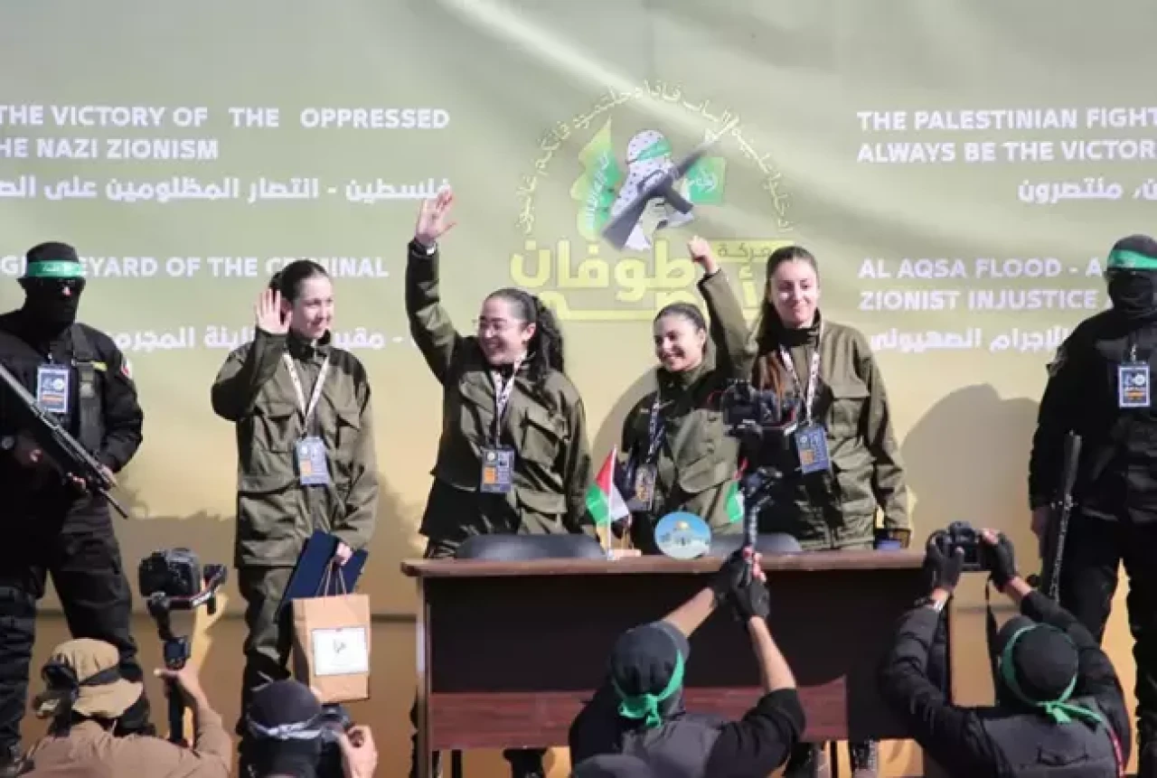 Gazze'de ikinci esir takası: 4 İsrailli asker serbest bırakıldı