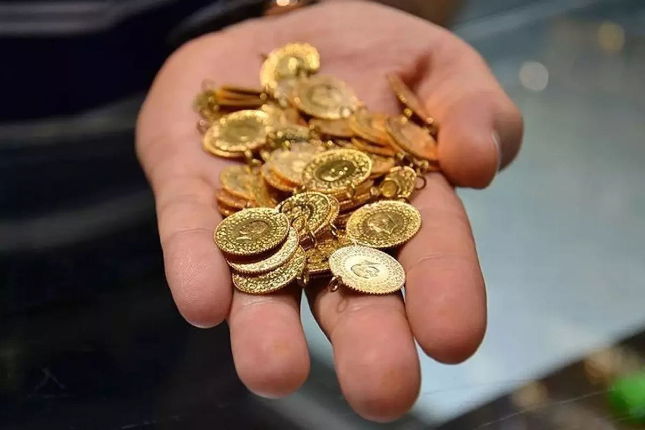 Altında yeni rekor: Gram altın 3.105 TL’yi gördü