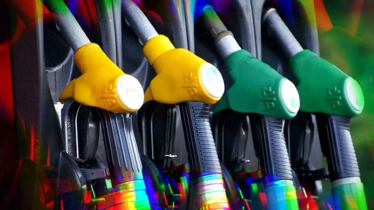 Akaryakıt tabelası yine değişiyor,  işte yeni fiyatlar…