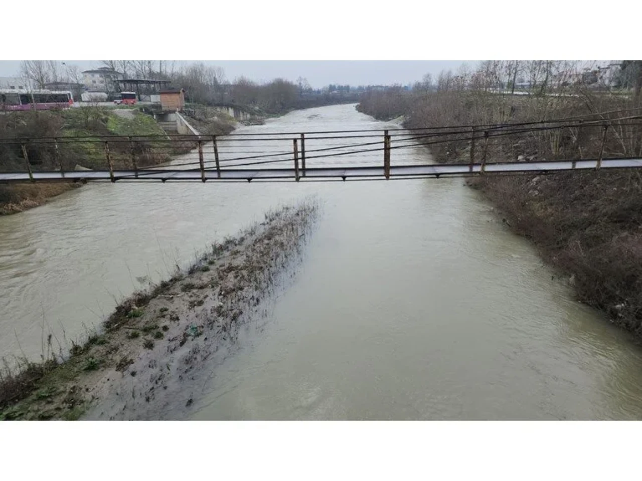 Düzce Belediye Başkanı Özlü: ‘’İstanbul'a kanalizasyon karışmış sular gidiyor’’