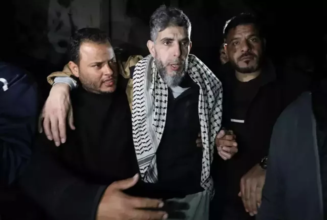 İsrail hapishanelerinde 23 yıl geçirdi: 60 kilo veren adamı yakınları bile tanımadı