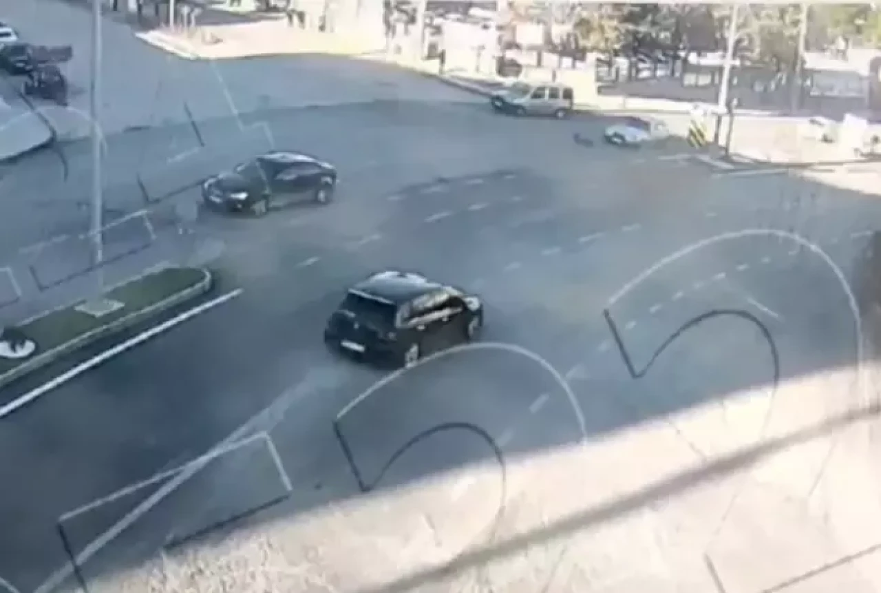 Mardin’de feci kaza:Yaşlı kadına art arda üç otomobil çarptı!