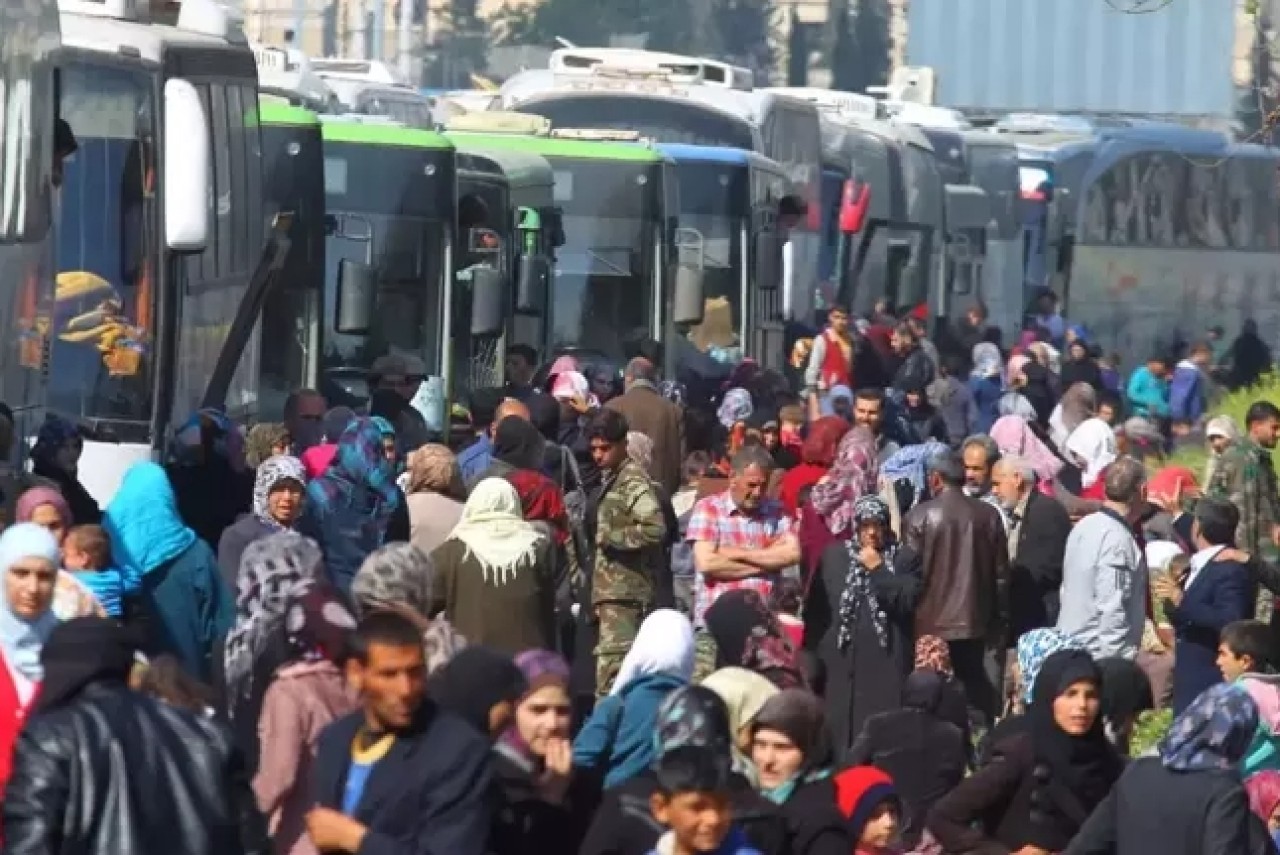 8 Aralık'tan bu yana 115 bin Suriyeli ülkesine döndü