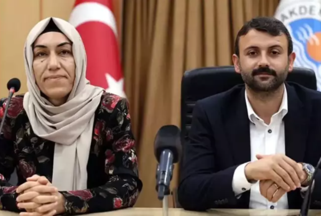 DEM Partili Akdeniz Belediyesi eş başkanları gözaltına alındı