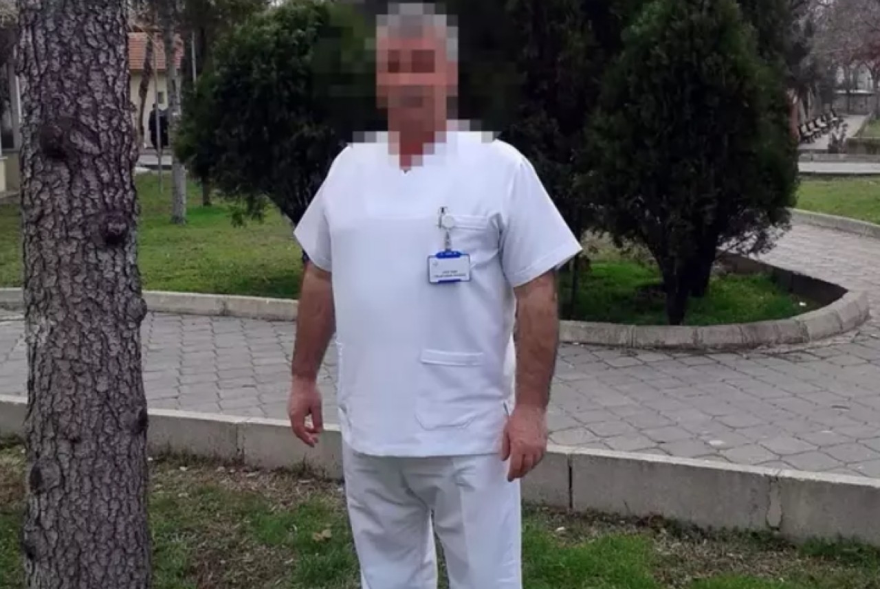 Kadın hastaların uygunsuz fotoğraflarını çekiyordu,  personel açığa alındı