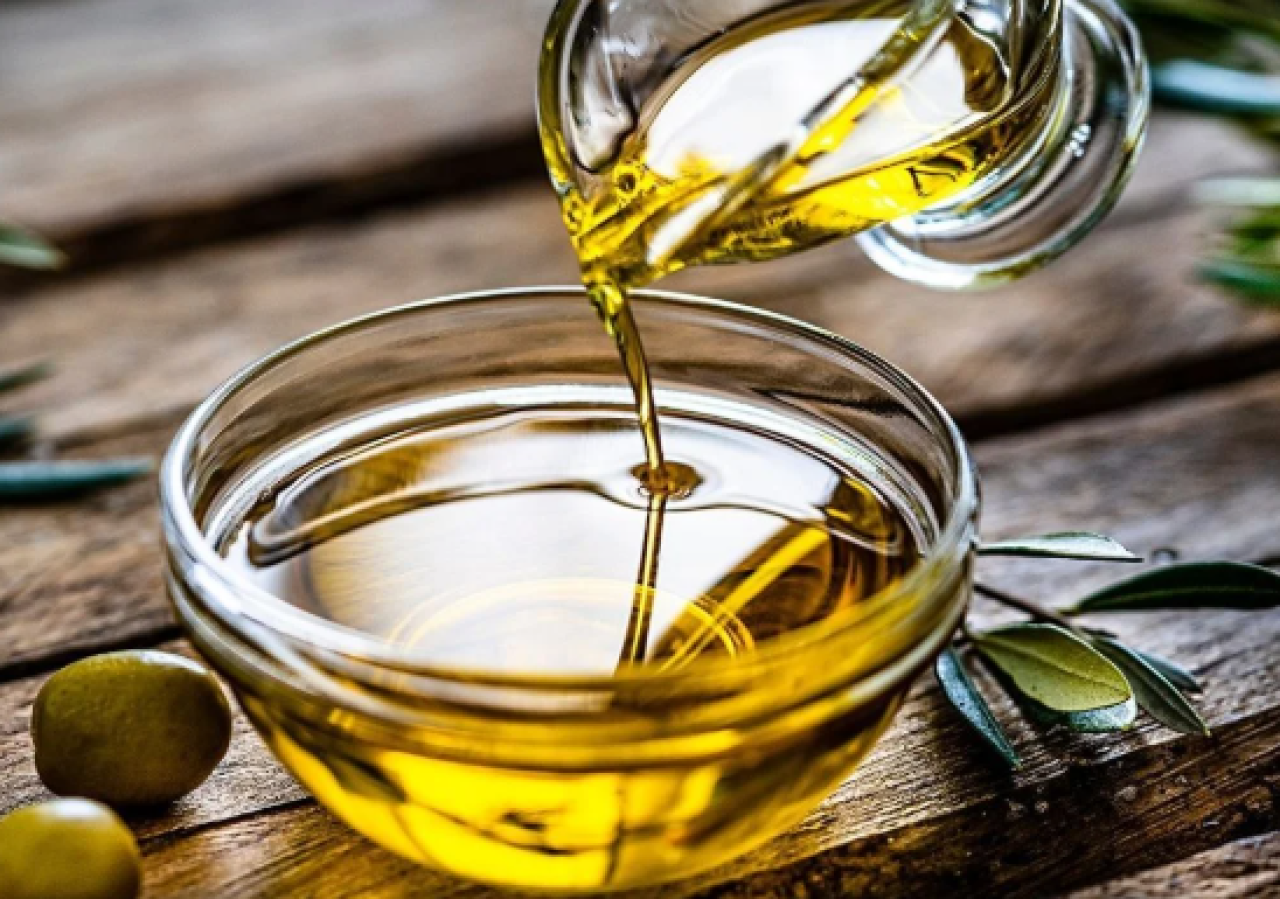 Litresi 295 liradan 140 liraya düştü,  vatandaş şok oldu!