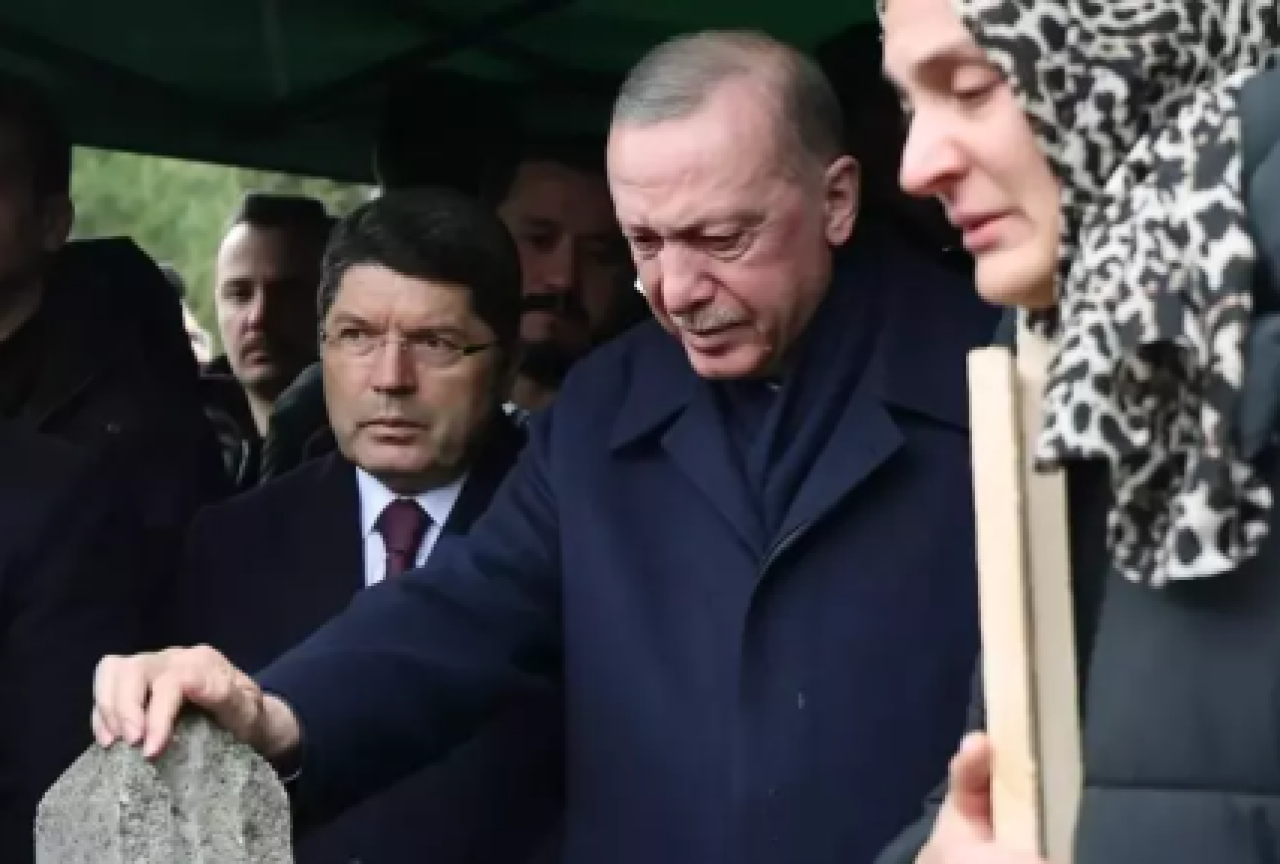 Cumhurbaşkanı Erdoğan'ın cenazelerinde gözyaşı döktüğü aile kimdi?