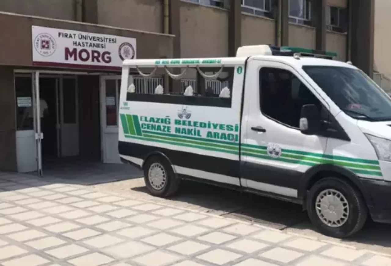 Akılalmaz olay! Yıkanmadığı belirlenen cenaze,  mezardan çıkarıldı