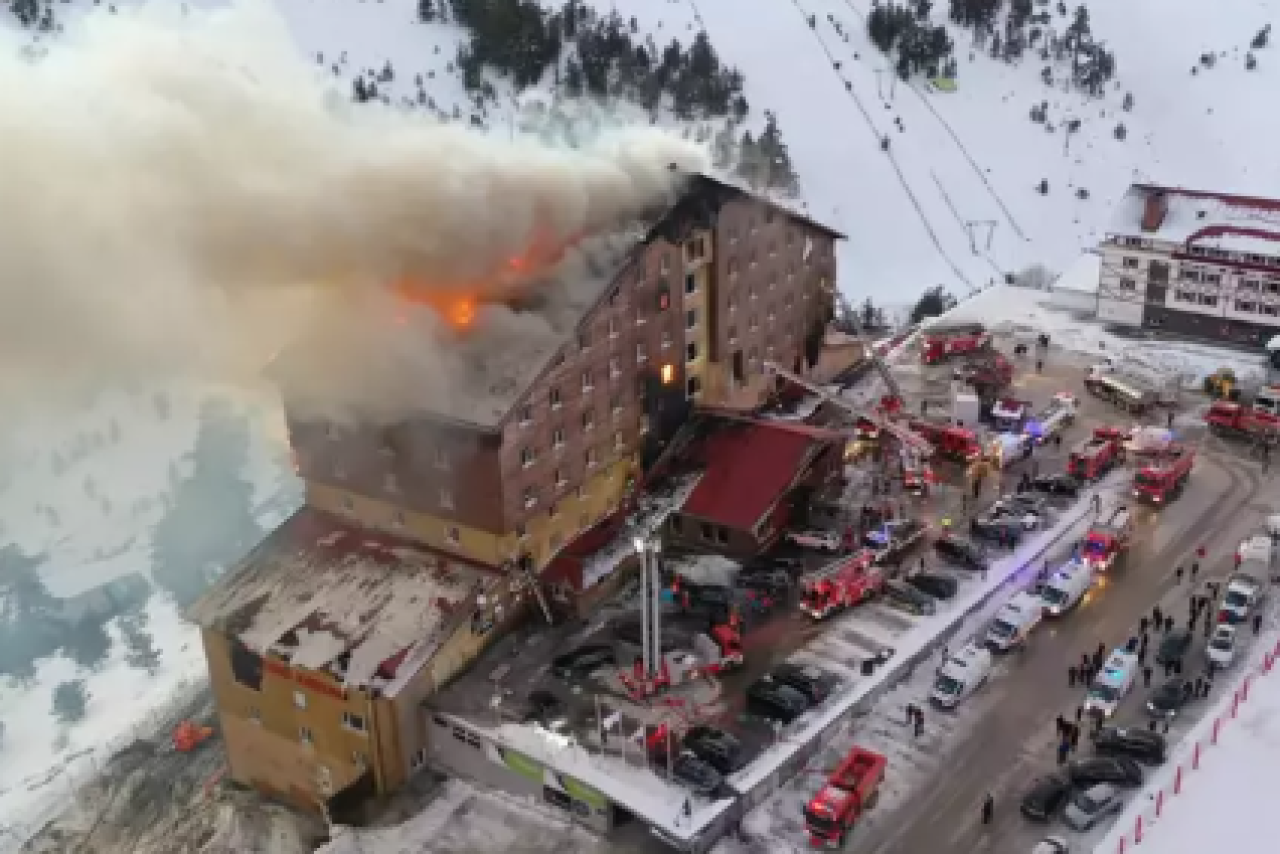 Bolu'da otel yangınında hayatını kaybedenlerin sayısı 66'ya yükseldi