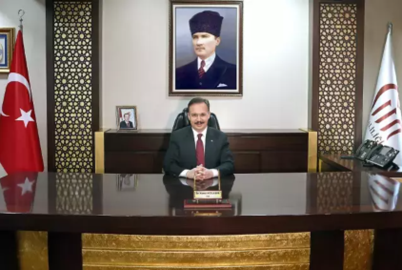 Siirt Belediyesi'ne kayyum atandı