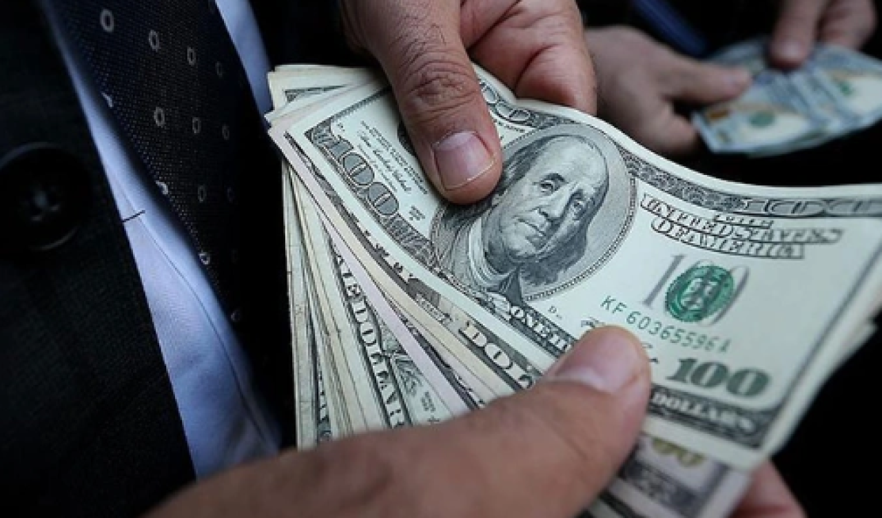 Dolar ve Euro haftaya nasıl başladı?