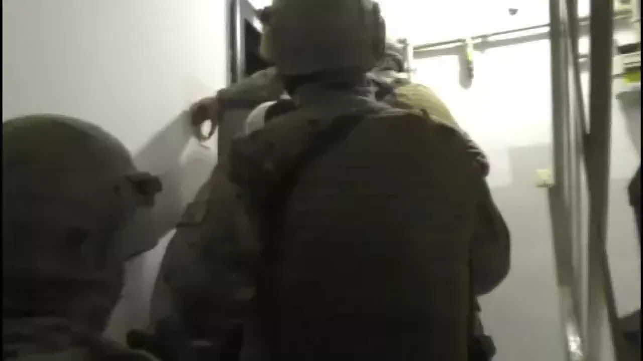 İstanbul'da turistlere tuzak kuran taksi çetesi çökertildi!