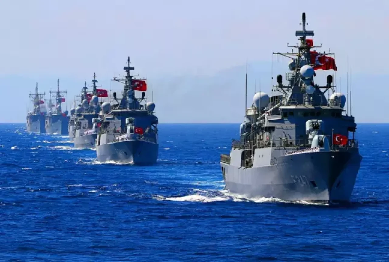 Türkiye 87 savaş gemisi,  28 İHA,  31 savaş uçağıyla oraya gidiyor
