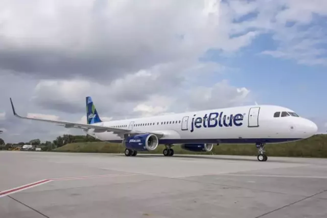 Yolcu uçağının tekerlek yuvasında iki ceset bulundu!