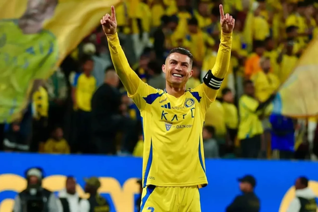 Maaşı dudak uçuklattı: Cristiano Ronaldo,  Al-Nassr ile yeniden anlaştı