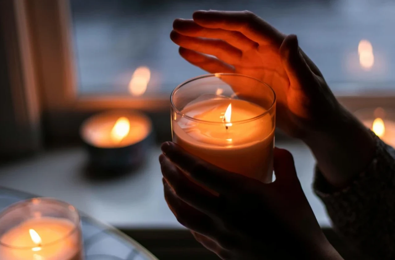 Kokulu mumlardaki tehlike: Evinizde var ise hemen atın!