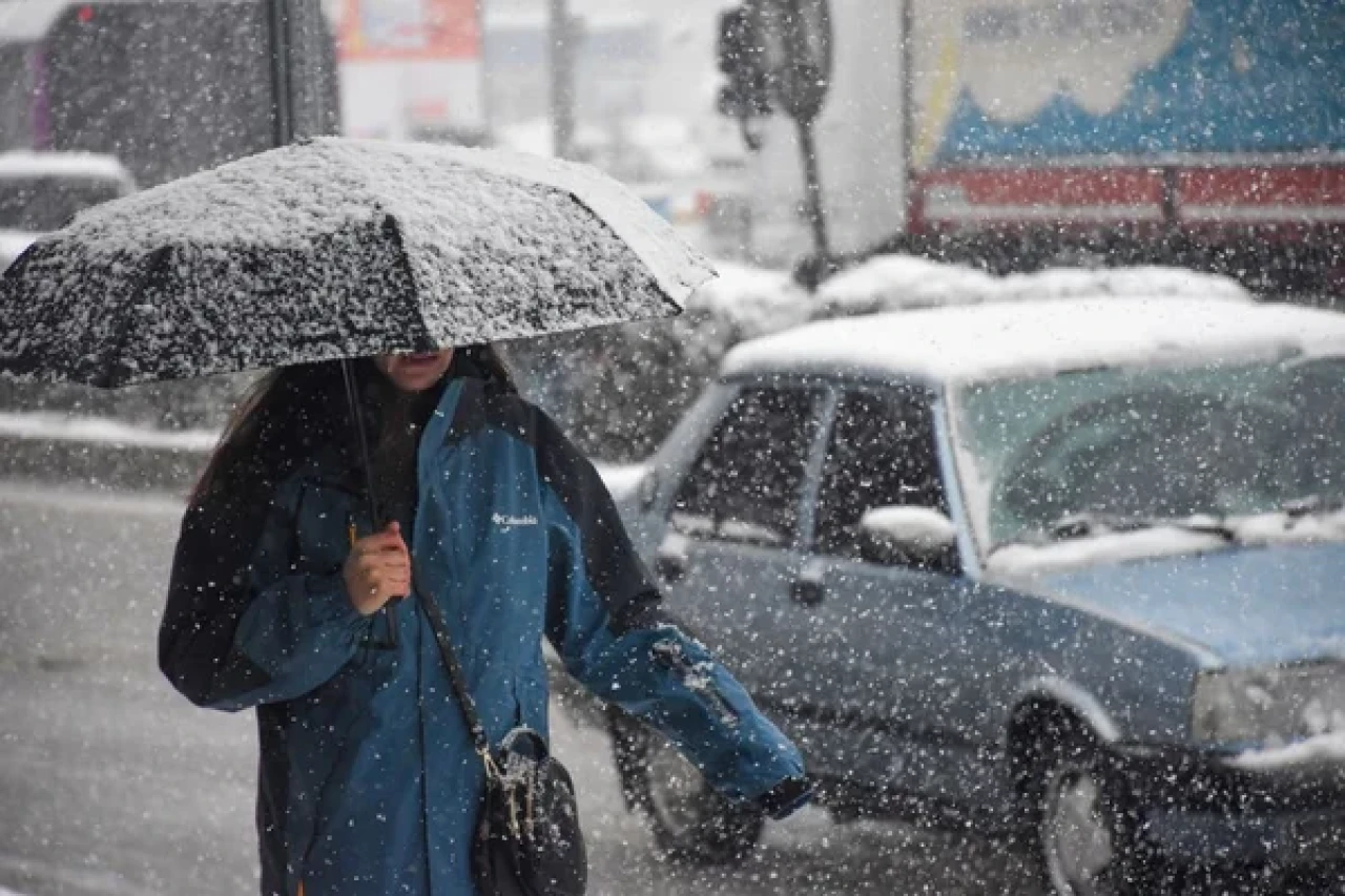 Rusya'dan soğuk hava geliyor İstanbul'a lapa lapa kar yağacak!