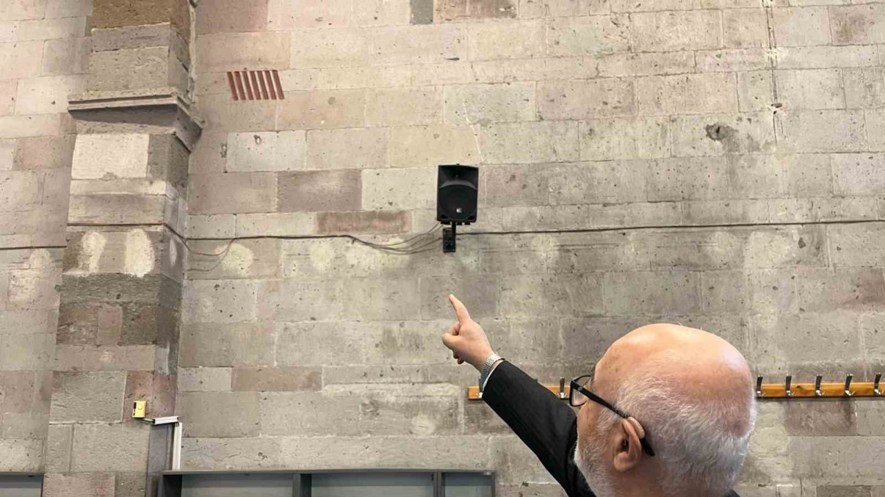 Kayseri Cami-i Kebir’in Asırlık Hikayesi: 7 Tuğlanın Sırrı!