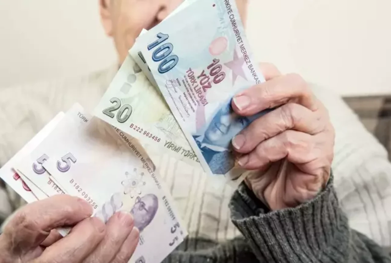 Emekliyi üzen haber Ak Parti'den geldi