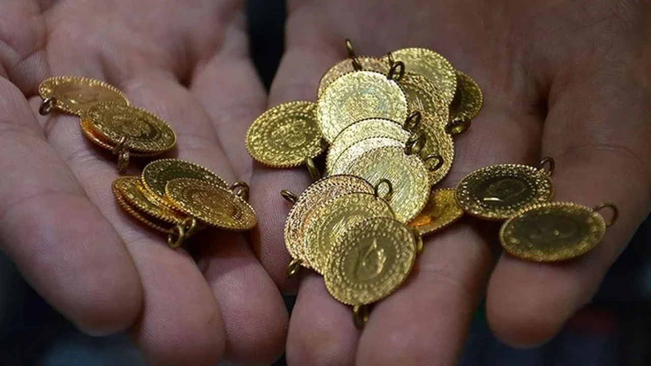 Trump'ın hamlesi altını zirveye taşıdı! Altında yeni rekor...