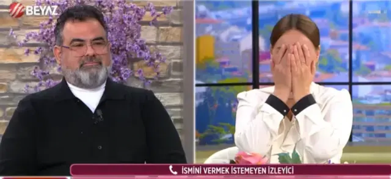 Canlı yayında sansürlenen cins.llik yorumu! Nur Viral yüzünü kapattı