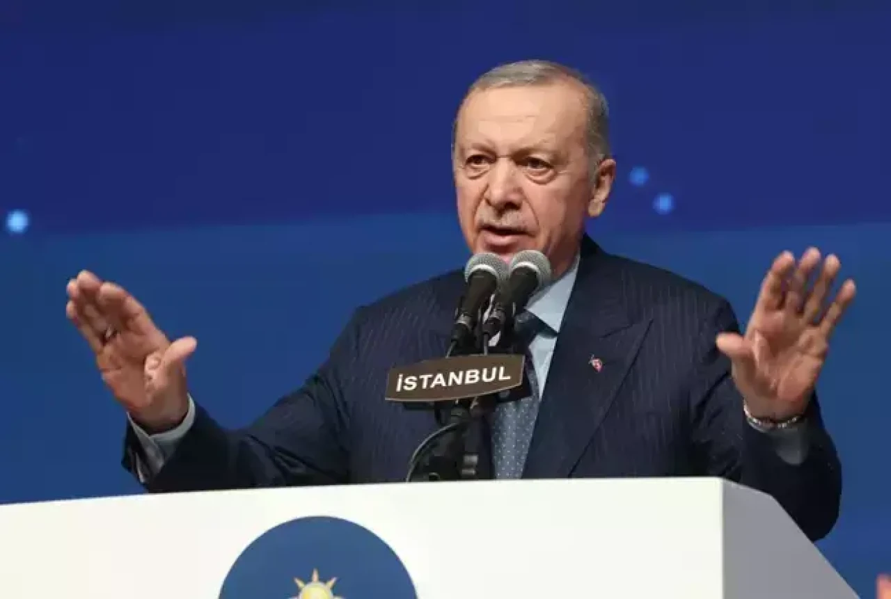 Cumhurbaşkanı Erdoğan: "2035'ten itibaren nüfusumuz azalmaya başlayacak"
