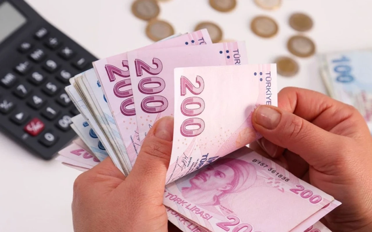 Emekliye bayram ikramiyesi hesapları değişti! Yeni rakam ne olacak?