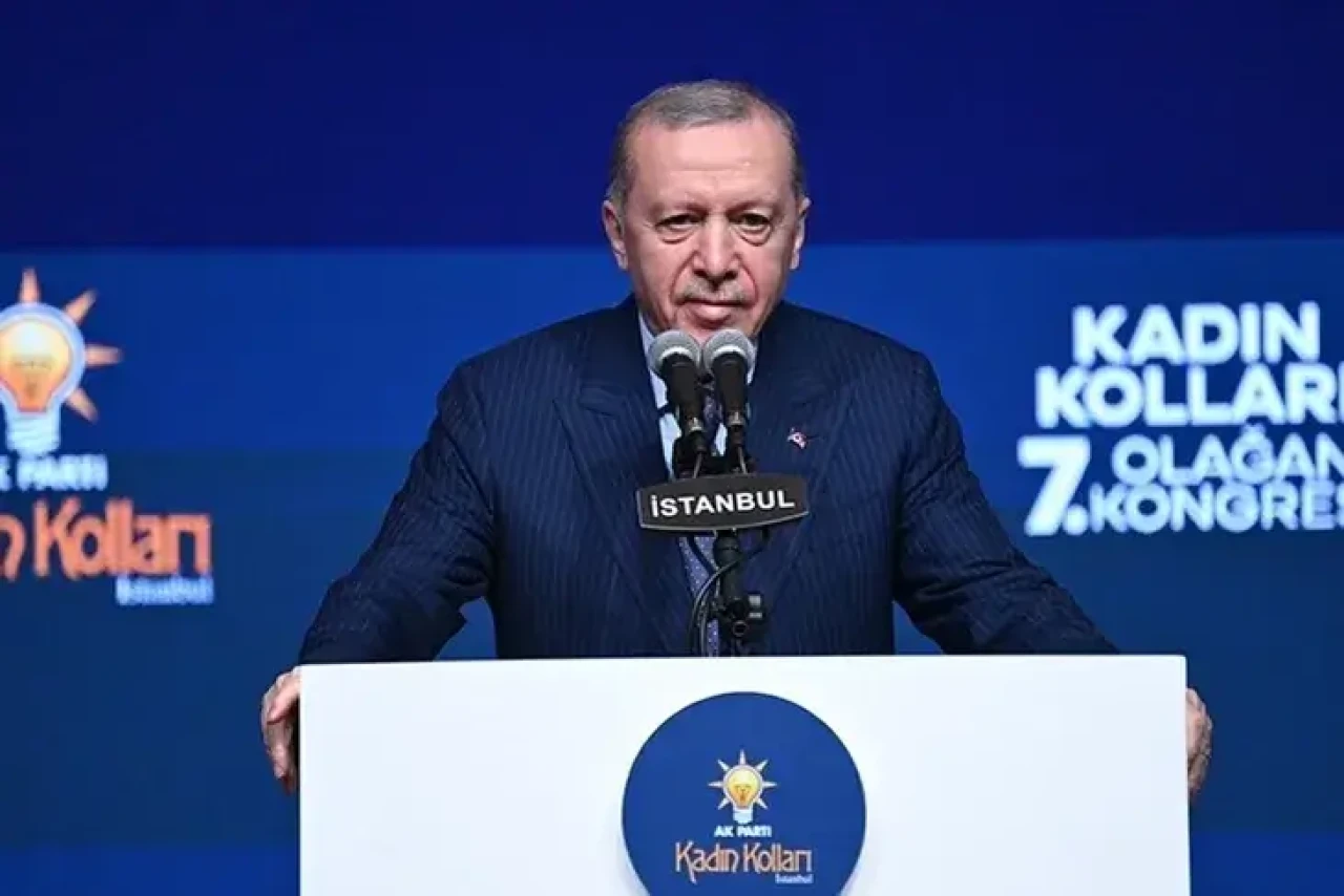 Erdoğan'dan muhalefete sert eleştiri: "Bu kafa ile daha 22 yıl da beklerler,  222 yıl da beklerler"